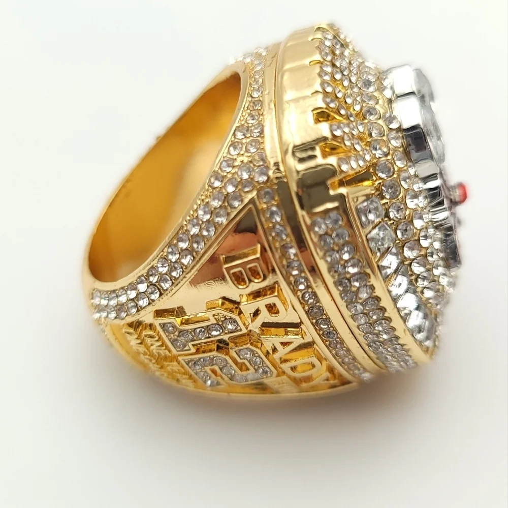 Tampa Bay Buccaneers 2021 Super Bowl Championship Ring Fan Edition Tom Brady‎